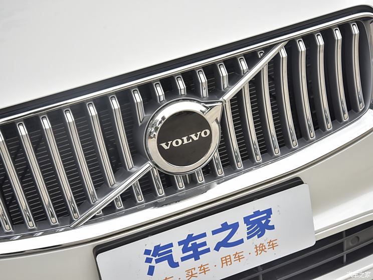 Volvo (imported) Volvo XC90 2024 B6 Zhiyi Deluxe Edition 7 seats